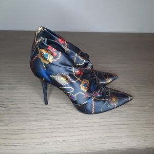 Zara high heels shoes,  size 7,5 (38), wear once, like new